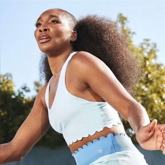 NWT EleVen By Venus Williams Pretty Power Sports Bra & Legging Set Ice Blue - Picture 3 of 16